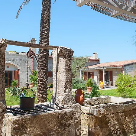 Masseria Dei 12 Granai